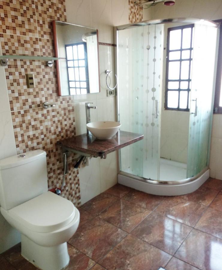 Residencial Moroni - Alojamiento En Cochabamba Bed & Breakfast エクステリア 写真